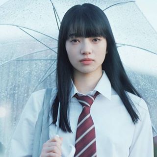 小松菜奈は幸福の科学の信者で熱愛彼氏はジヨン 菅田将暉 高校大学やカップ スリーサイズから過去の男性遍歴についても調査 ニュース エンスポ