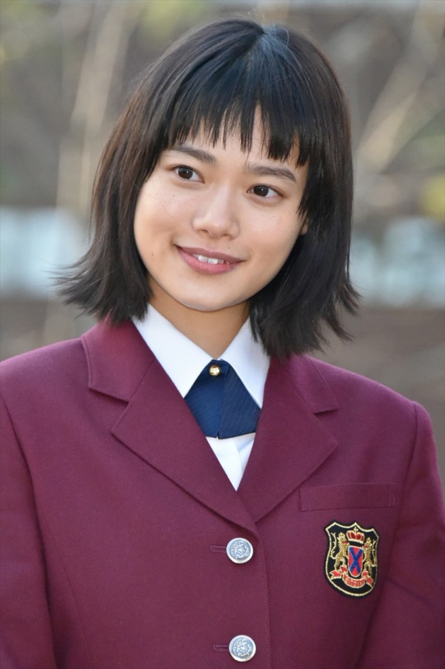 杉咲花の熱愛彼氏は平野紫耀で父親は音楽家 カップサイズや高校 大学についても調査 ニュース エンスポ